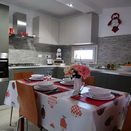 Jacuzzi, Sea View, Two Large Exclusive Terraces * Camporosso (Liguria)