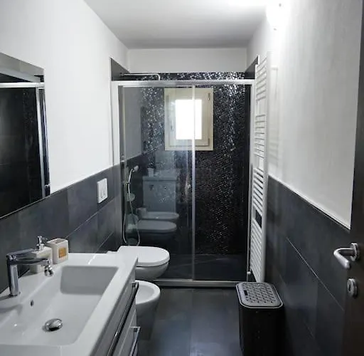 Jacuzzi, Sea View, Two Large Exclusive Terraces Lejlighed Camporosso (Liguria)