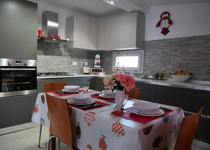 Jacuzzi, Sea View, Two Large Exclusive Terraces * Camporosso (Liguria)